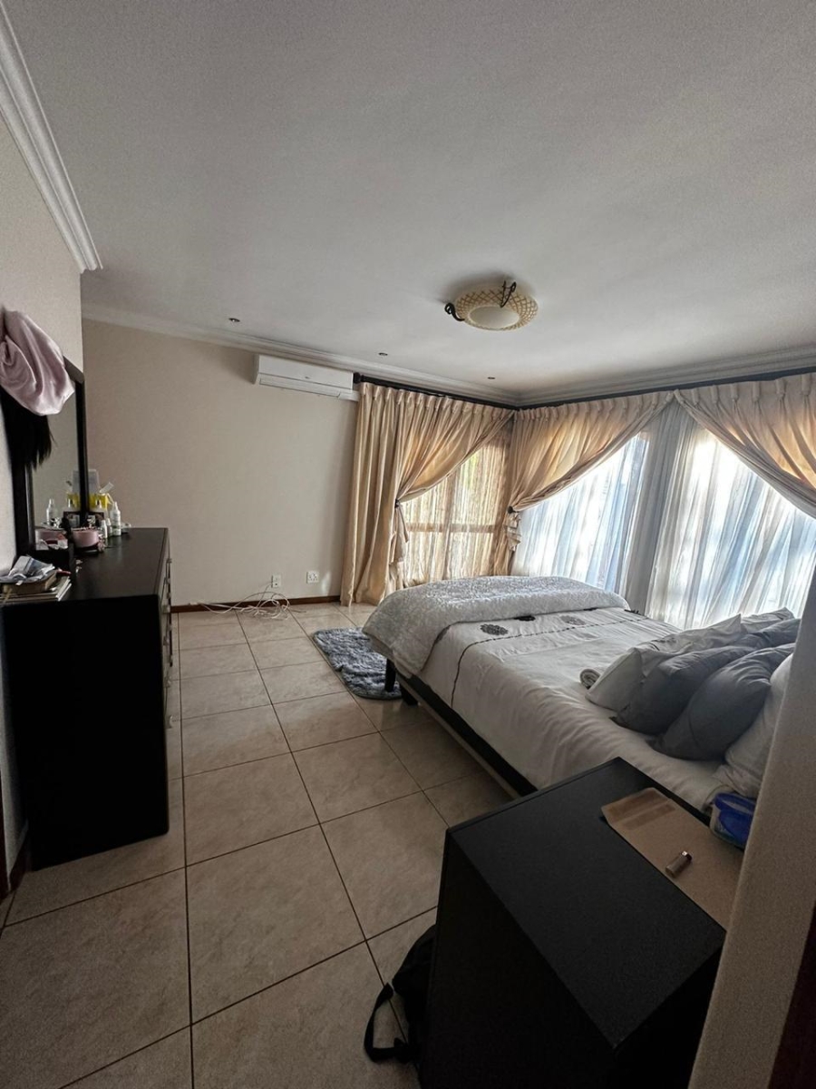 To Let 5 Bedroom Property for Rent in Mmabatho Unit 10 North West